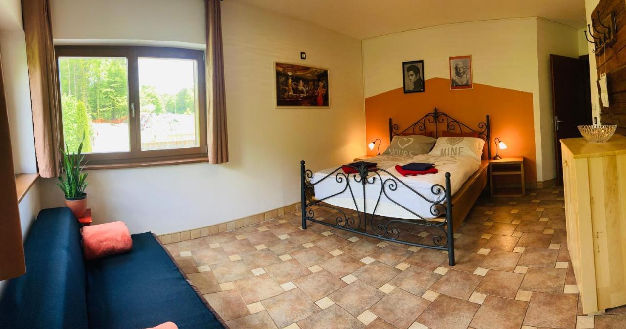Вілла Family House Мозирє Екстер'єр фото
